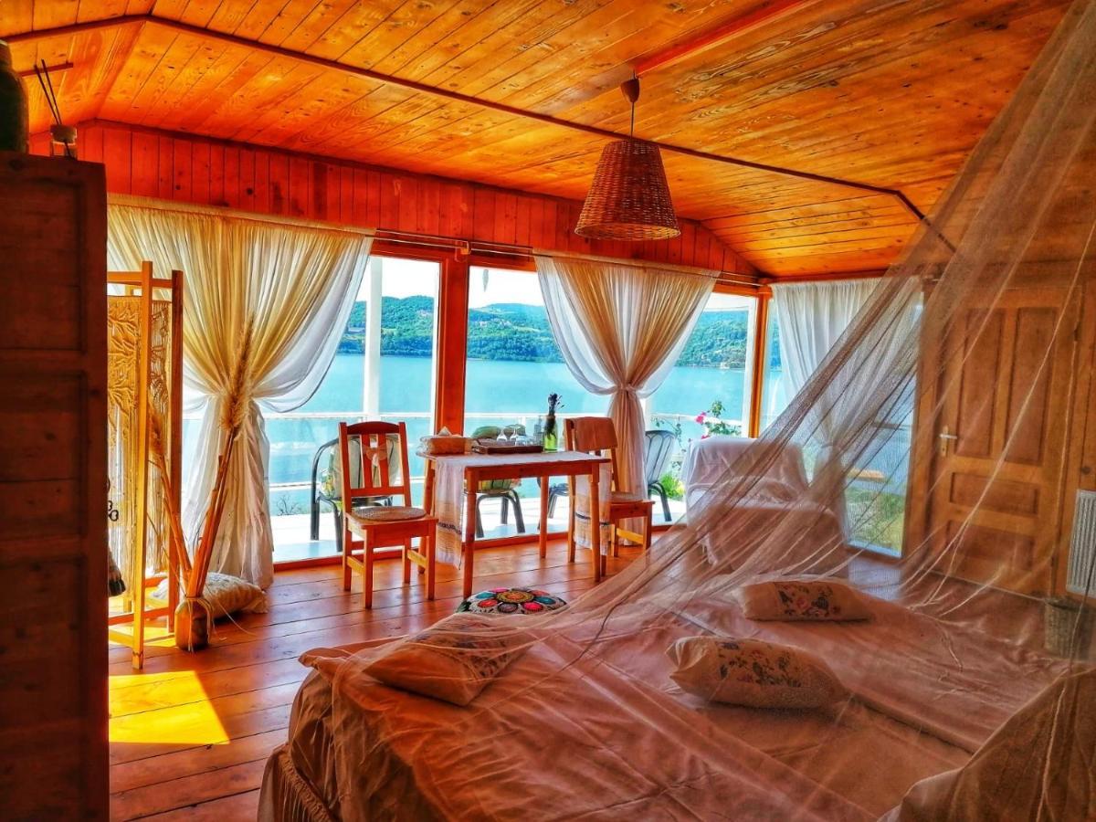 Dream Tricule Villa Svinita Luaran gambar
