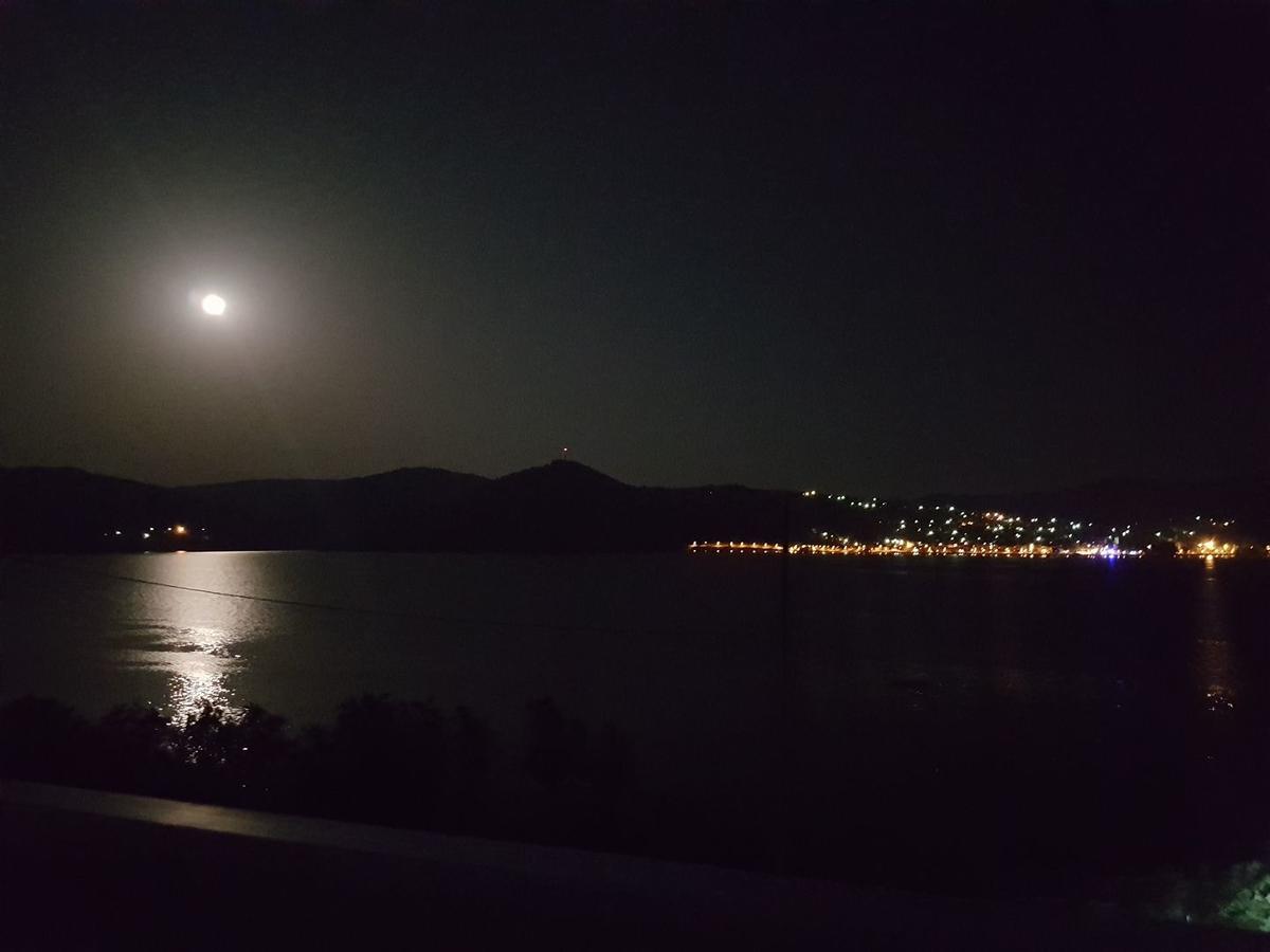 Dream Tricule Villa Svinita Luaran gambar